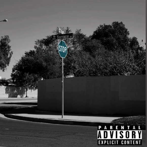 Meet your Posher, Dianna - Picture 1 of 1